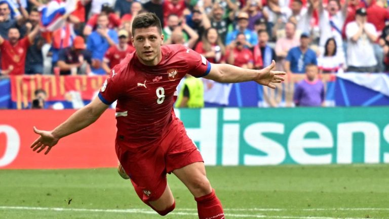 Sırbistan maçında son dakika sürprizi!