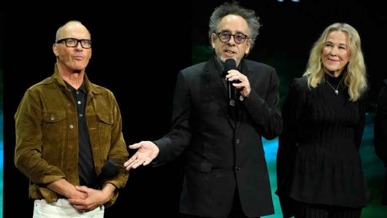 Tim Burton’ın “Beetlegger” filminin galası Venedik Film Festivali’nde yapılacak