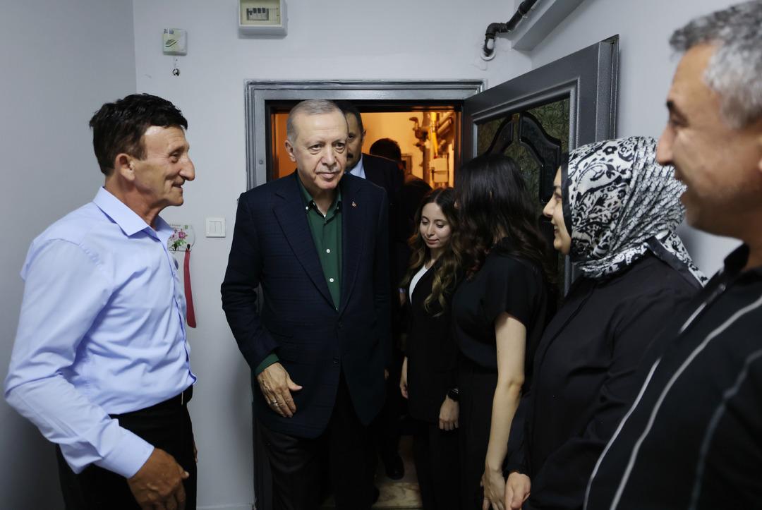 Başkan Erdoğan 15 Temmuz'da Şehitlerin Ailelerini ziyaret etti