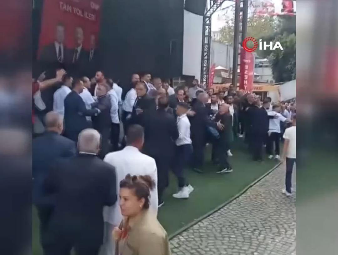 Mischia'daki Esenytt Con CHP Kongresi! Yaralılar var: Gürsel Tekin'in Sözleri Mix 3
